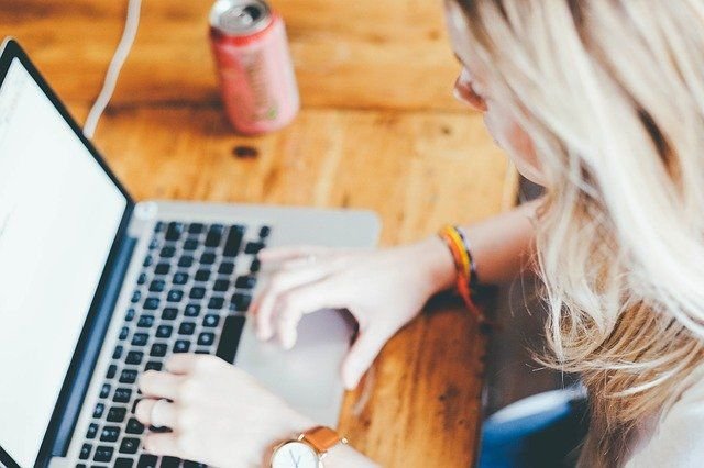Riding the Digital Wave: Decoding Bluehost Reviews for Your Hosting Journey